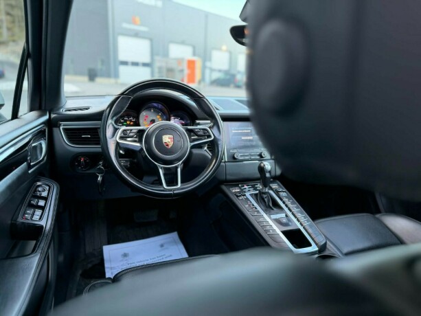 porsche-macan-diesel-2017-big-22