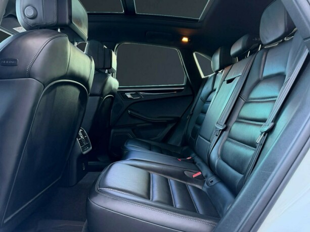 porsche-macan-diesel-2017-big-14