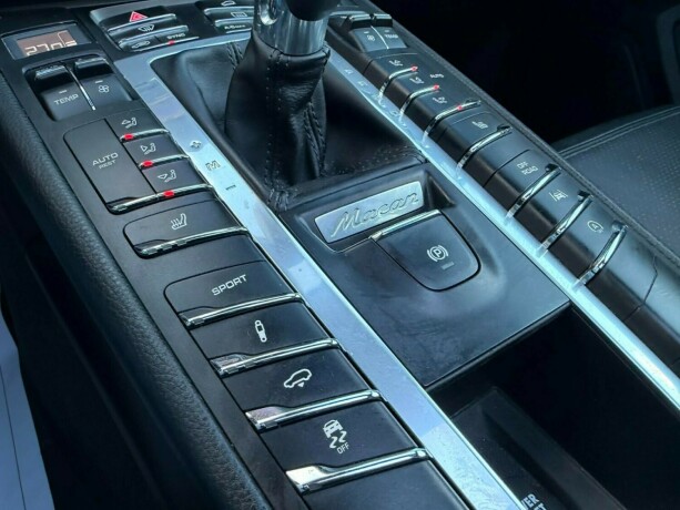 porsche-macan-diesel-2017-big-31