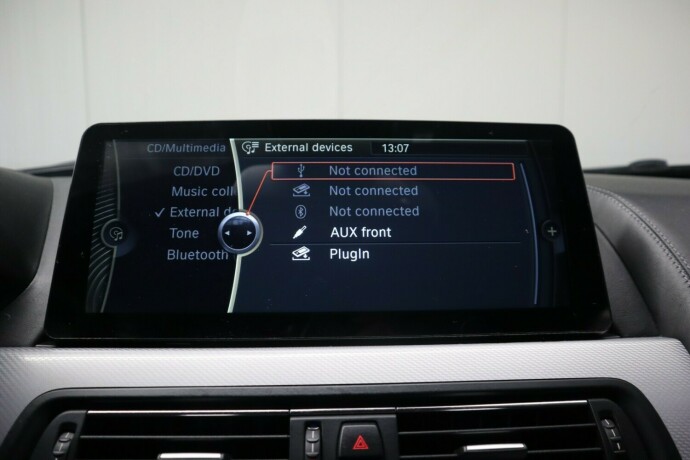 bmw-6-serie-bensin-2012-big-23