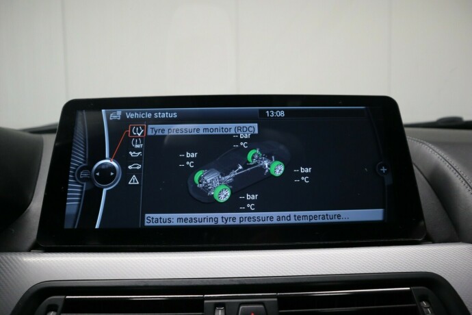 bmw-6-serie-bensin-2012-big-28