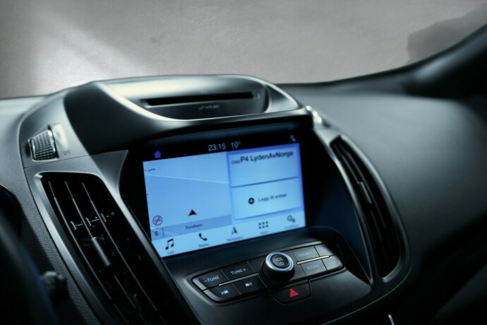 ford-kuga-diesel-2018-big-13