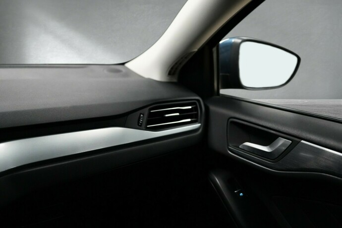 ford-focus-diesel-2020-big-15