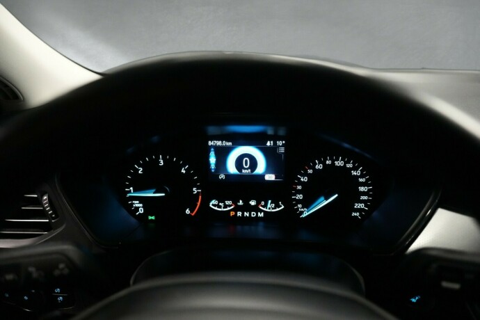 ford-focus-diesel-2020-big-12