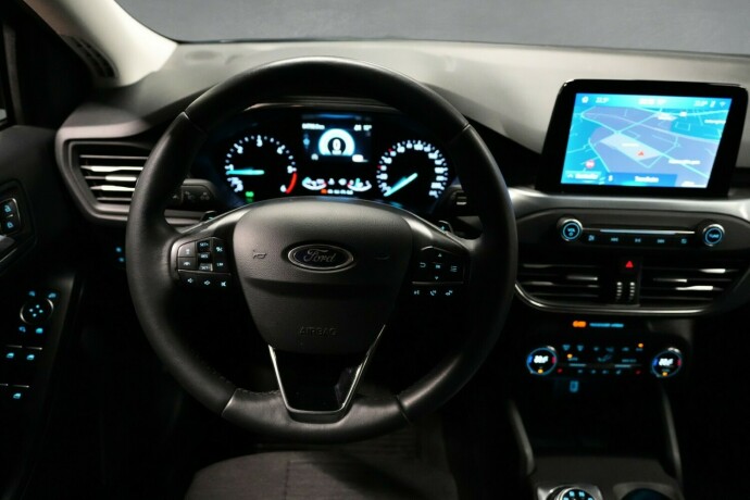 ford-focus-diesel-2020-big-11