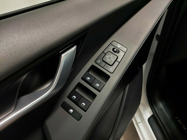 kia-e-niro-elektrisitet-2024-big-24