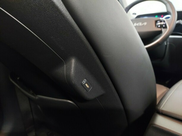 kia-e-niro-elektrisitet-2024-big-23