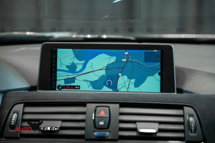 bmw-3-serie-bensin-2011-big-43