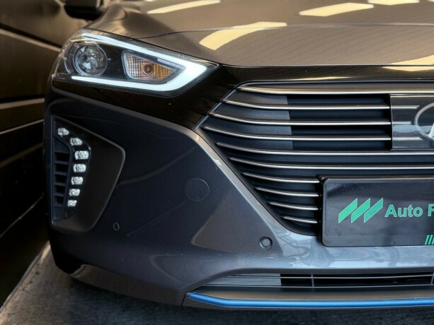 hyundai-ioniq-elektrisitetbensin-2017-big-31