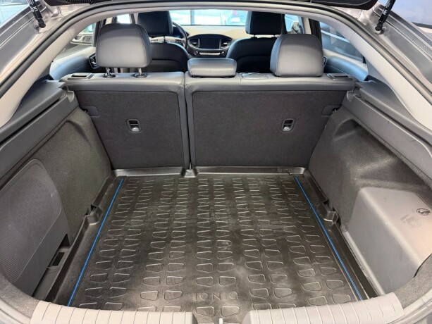 hyundai-ioniq-elektrisitetbensin-2017-big-18