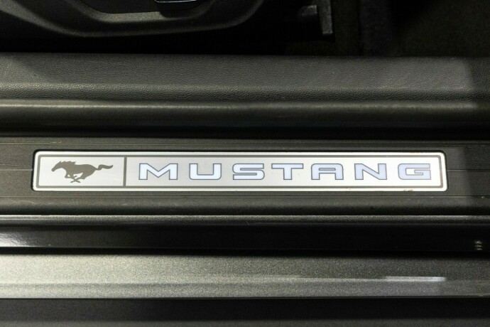 ford-mustang-bensin-2015-big-10