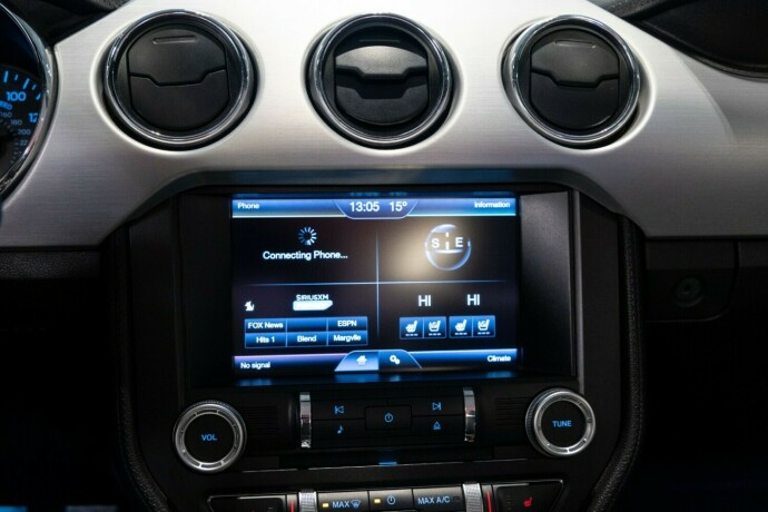 ford-mustang-bensin-2015-big-14