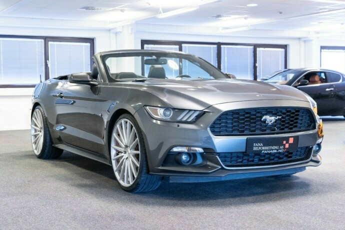 ford-mustang-bensin-2015-big-3