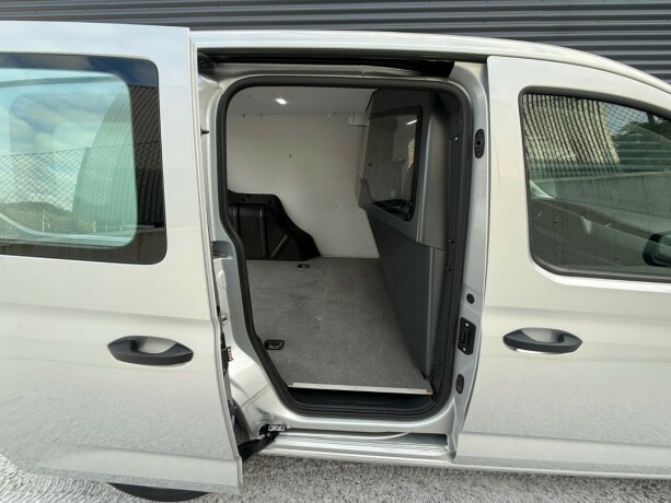 volkswagen-caddy-diesel-2021-big-44