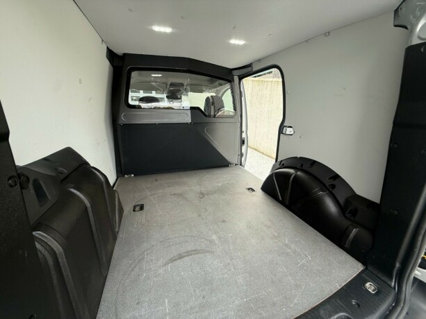 volkswagen-caddy-diesel-2021-big-43