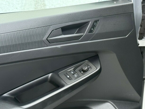 volkswagen-caddy-diesel-2021-big-15