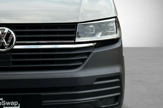 volkswagen-transporter-diesel-2021-big-20