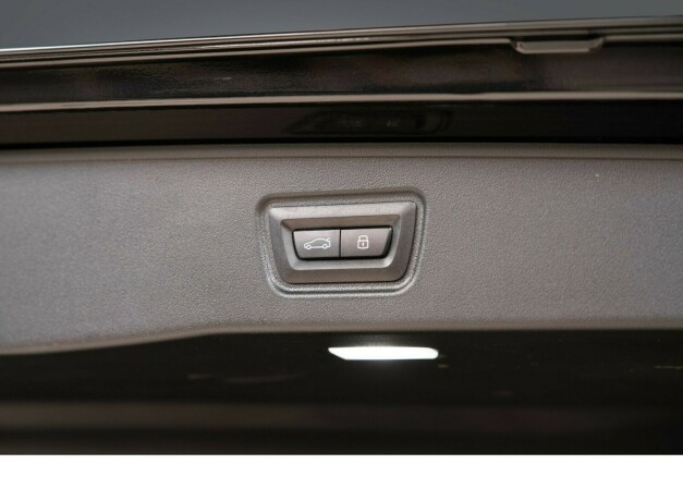 bmw-i5-elektrisitet-2025-big-33