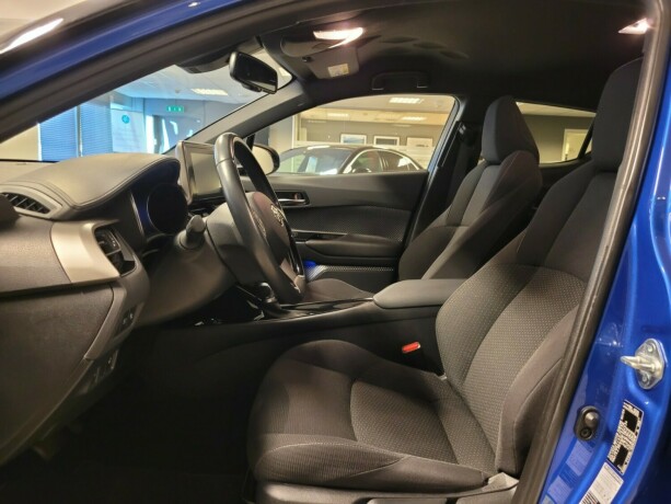 toyota-c-hr-elektrisitetbensin-2019-big-20