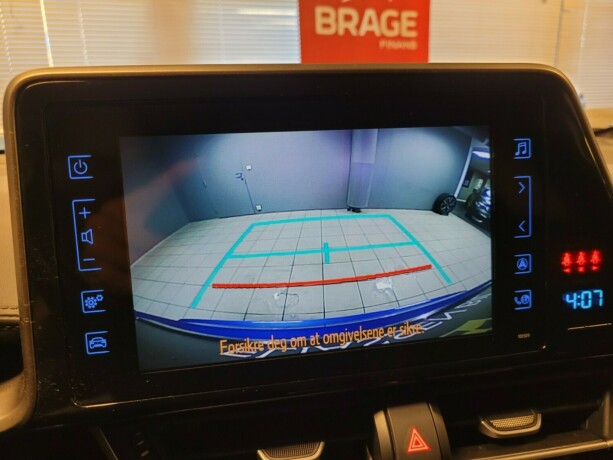 toyota-c-hr-elektrisitetbensin-2019-big-26