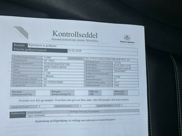 mercedes-benz-c-klasse-bensin-2015-big-18