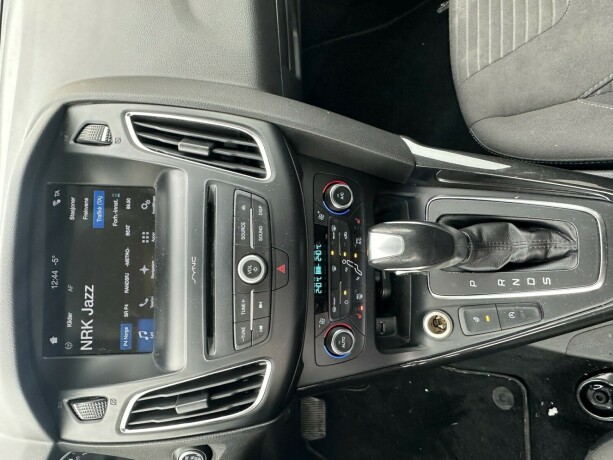 ford-focus-diesel-2018-big-9