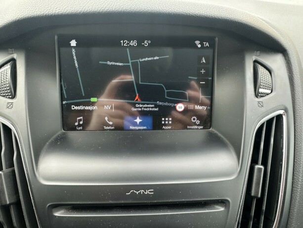 ford-focus-diesel-2018-big-12