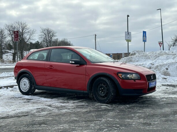 volvo-c30-diesel-2007-big-2