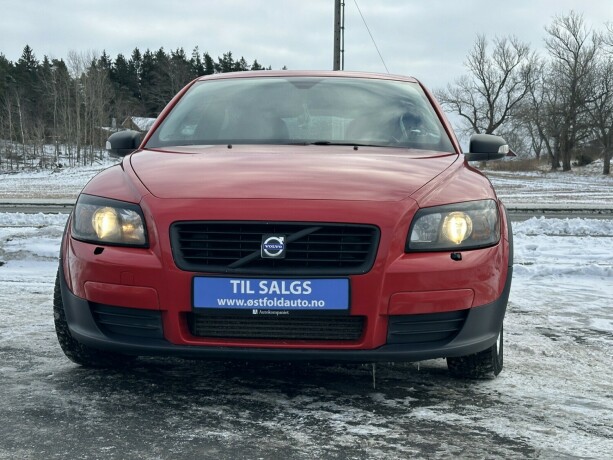 volvo-c30-diesel-2007-big-1