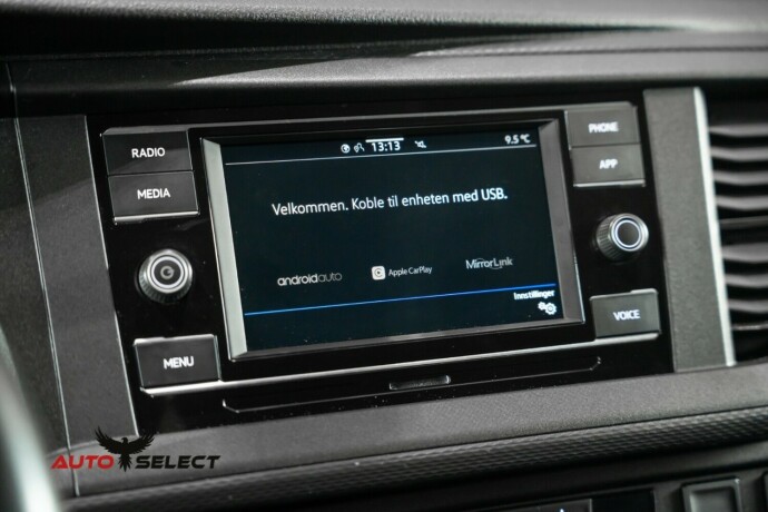 volkswagen-transporter-diesel-2021-big-32