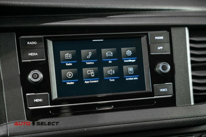 volkswagen-transporter-diesel-2021-big-28