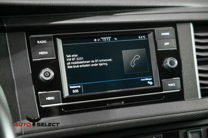 volkswagen-transporter-diesel-2021-big-30