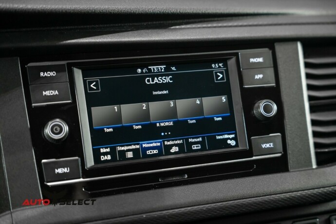 volkswagen-transporter-diesel-2021-big-29