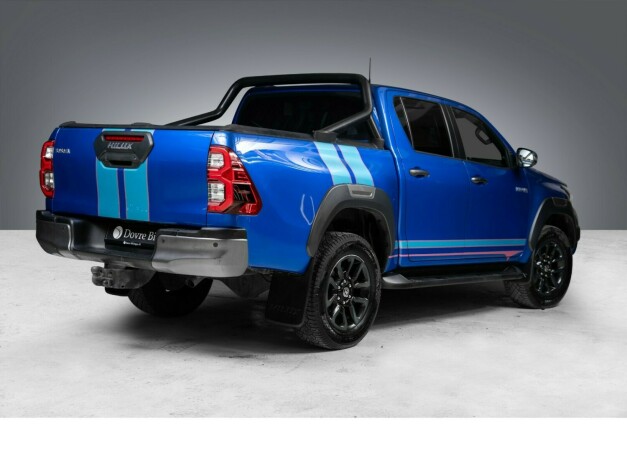 toyota-hilux-diesel-2021-big-9