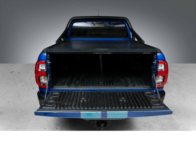 toyota-hilux-diesel-2021-big-13