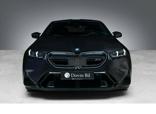 bmw-m5-elektrisitetbensin-2025-big-11