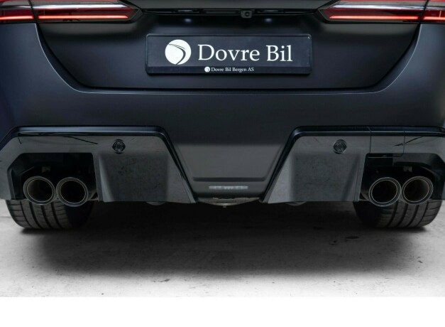 bmw-m5-elektrisitetbensin-2025-big-18