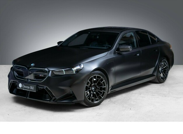 bmw-m5-elektrisitetbensin-2025-big-1