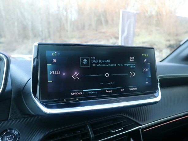 peugeot-208-elektrisitet-2020-big-24