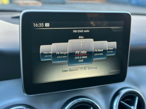 mercedes-benz-cla-bensin-2015-big-24