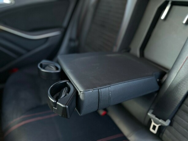 mercedes-benz-cla-bensin-2015-big-14