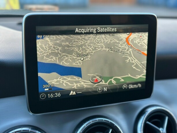 mercedes-benz-cla-bensin-2015-big-26