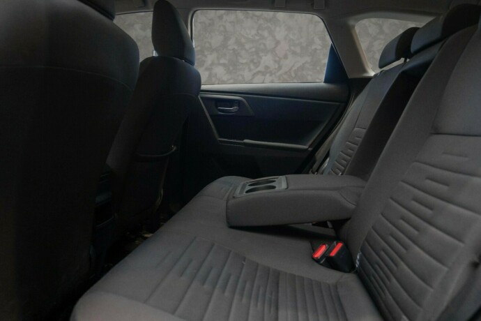 toyota-auris-elektrisitetbensin-2016-big-28