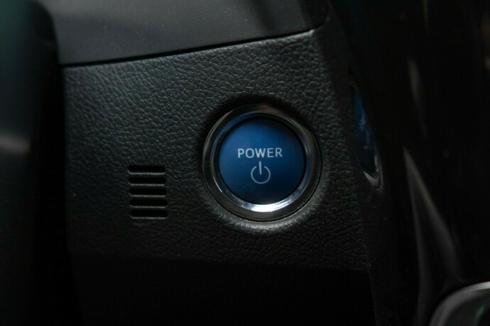 toyota-auris-elektrisitetbensin-2016-big-20