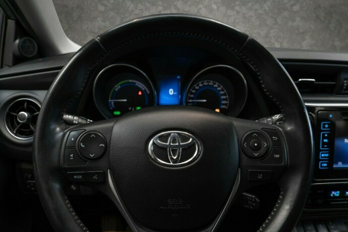 toyota-auris-elektrisitetbensin-2016-big-13