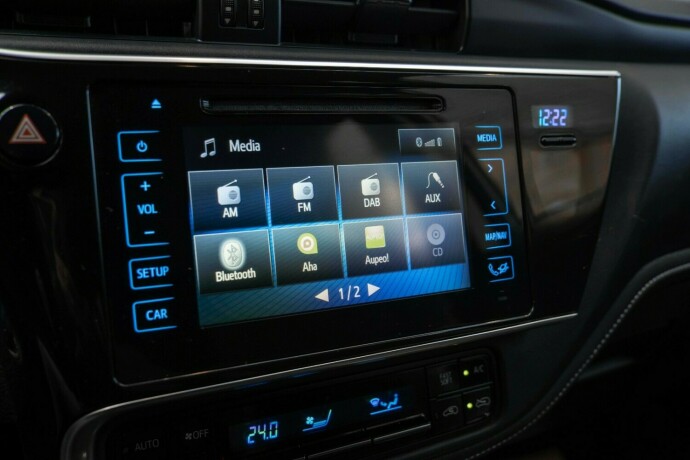 toyota-auris-elektrisitetbensin-2016-big-24