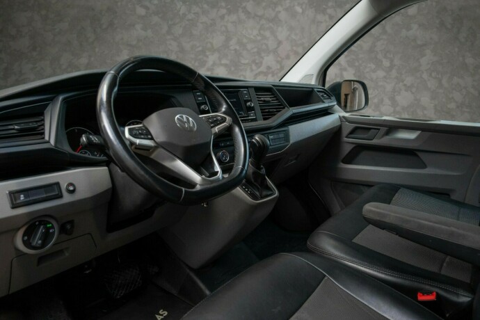 volkswagen-transporter-diesel-2023-big-29