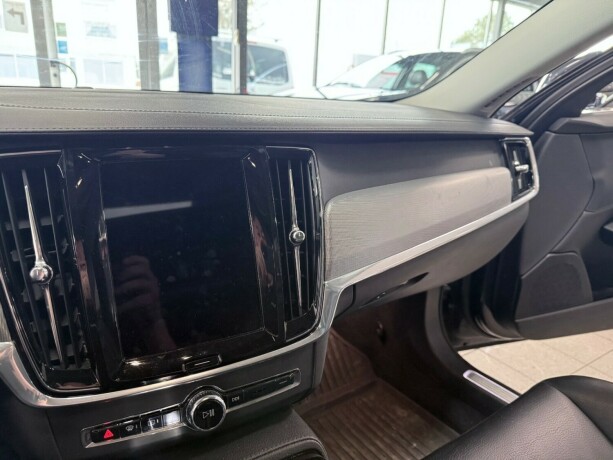 volvo-v90-plug-in-petrol-2020-big-25