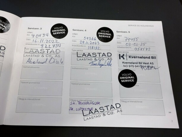 volvo-v90-plug-in-petrol-2020-big-38