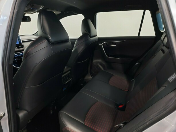 suzuki-across-elektrisitetbensin-2022-big-24